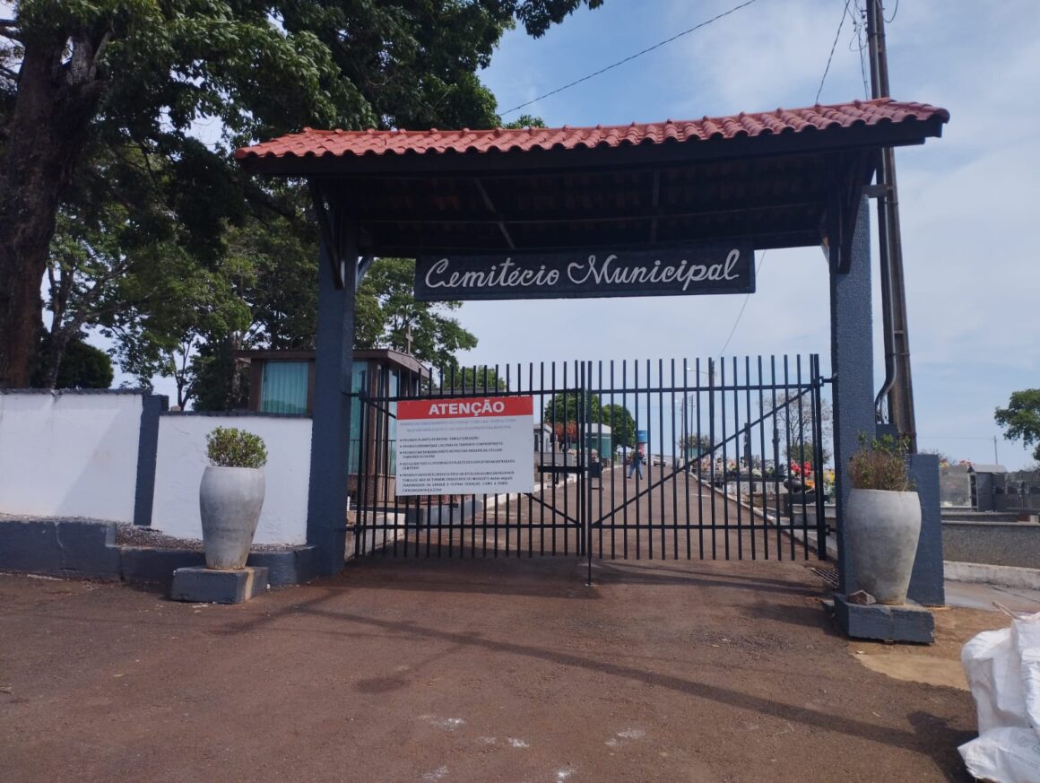 WhatsApp Image 2025-10-28 at 09.26.58 PRAZO PARA CONSTRUÇÕES E REFORMAS NOS CEMITÉRIOS DE ENGENHEIRO BELTRÃO TERMINA NA QUINTA-FEIRA