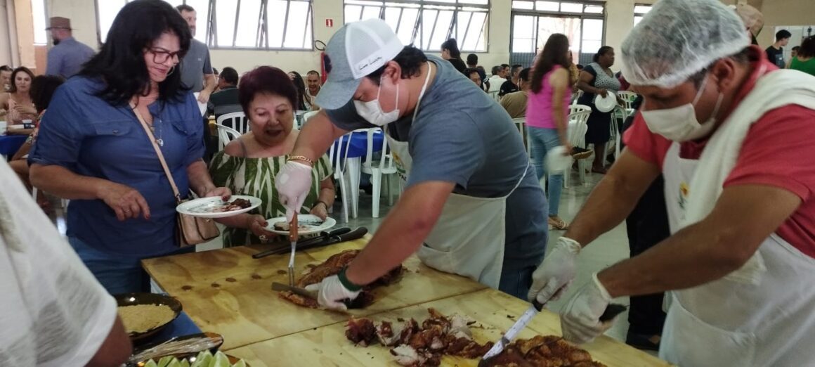 ENGENHEIRO BELTRÃO INICIA VENDA DE CONVITES DA 20ª FESTA DO PRATO TÍPICO LEITÃO À PURURUCA